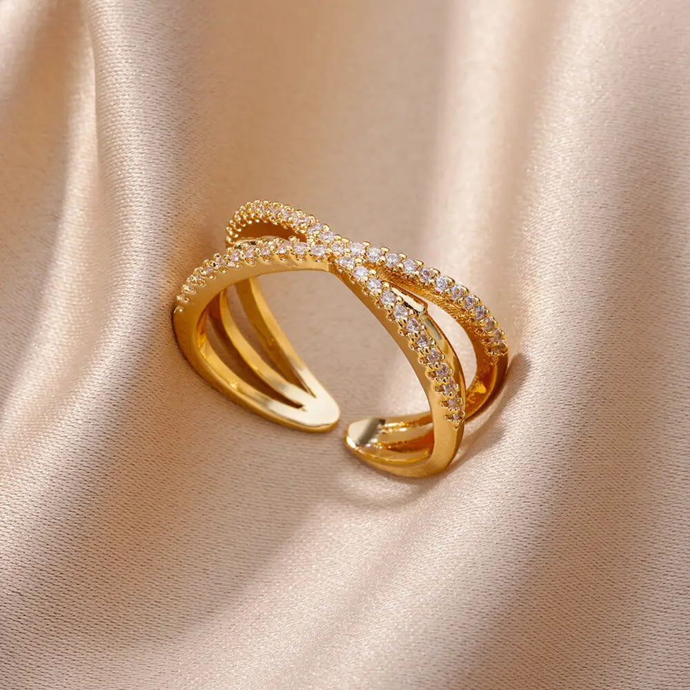 Colección de Anillos Dorados