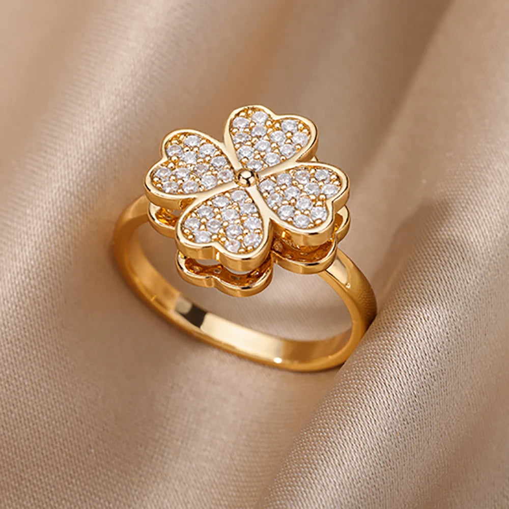 Colección de Anillos Dorados