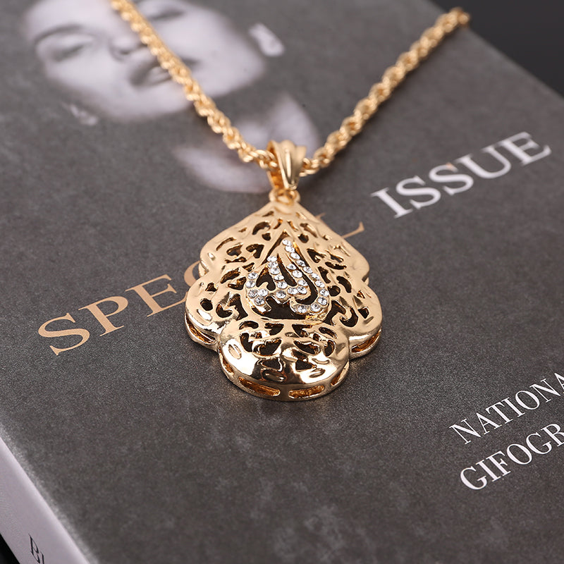 Colgante Islámico "Allah" en Dorado con Cristales