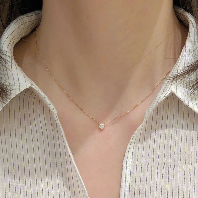 Collar de circonita premium