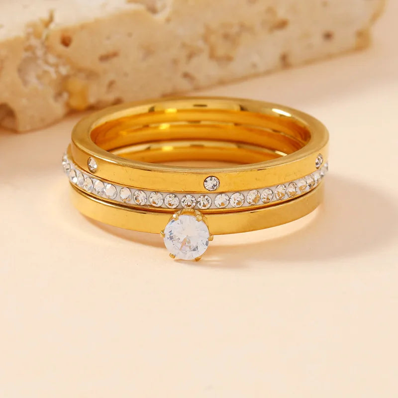 Set de Anillos Dorados con Cristales Brillantes (3 piezas)